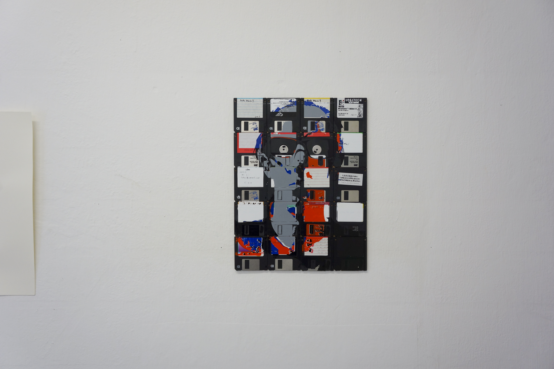 Dominik Jais self portrait - Silk screen on floppy disks - modern art