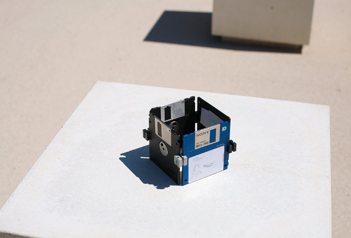 Isolation, Floppy Disc sculpture by Dominik Jais