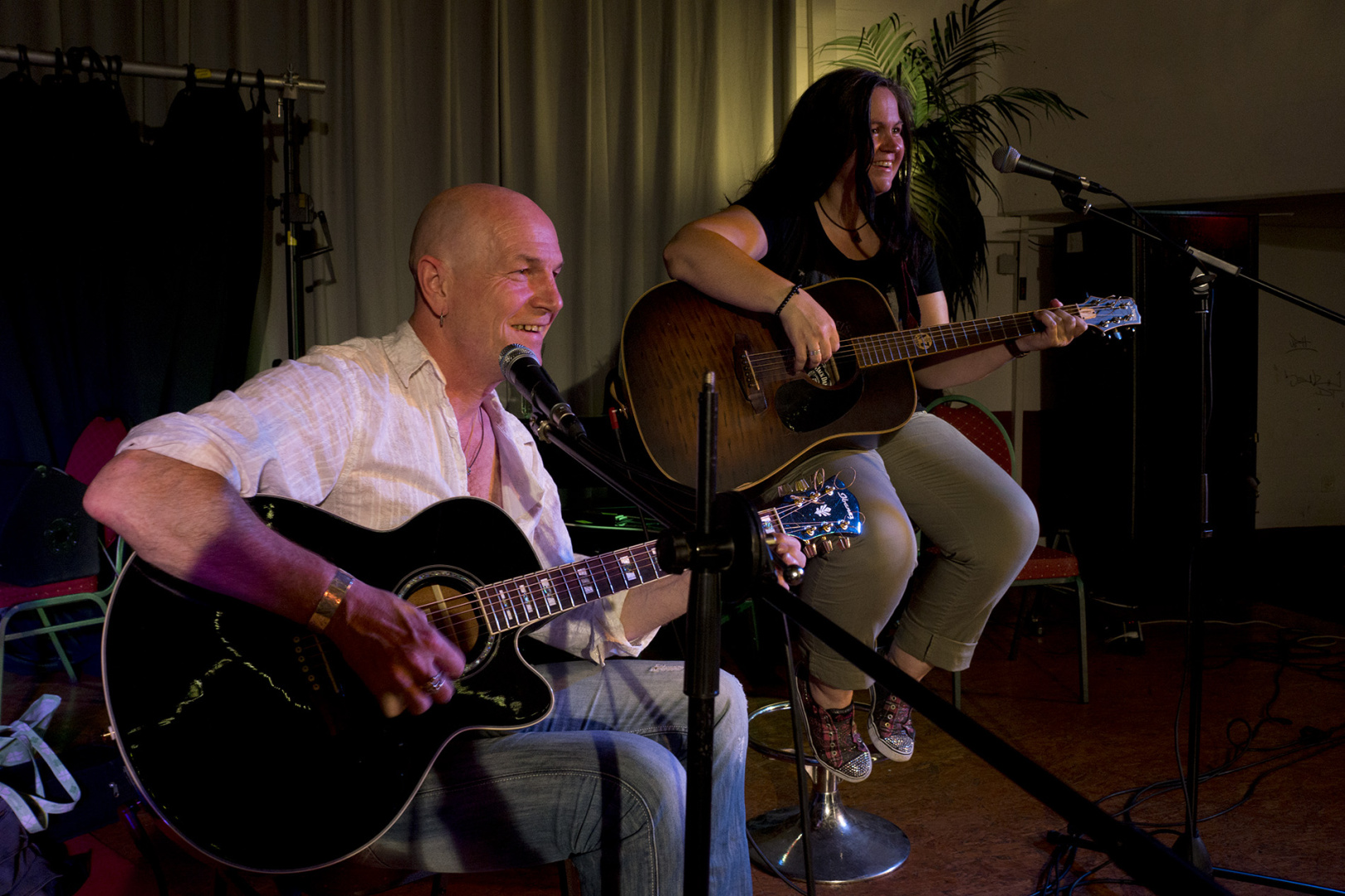 Duo Sunrise performing one of theirs songs at the Unperfekthaus, essen Duo Sunrise performing one of theirs songs at the Unperfekthaus, essen