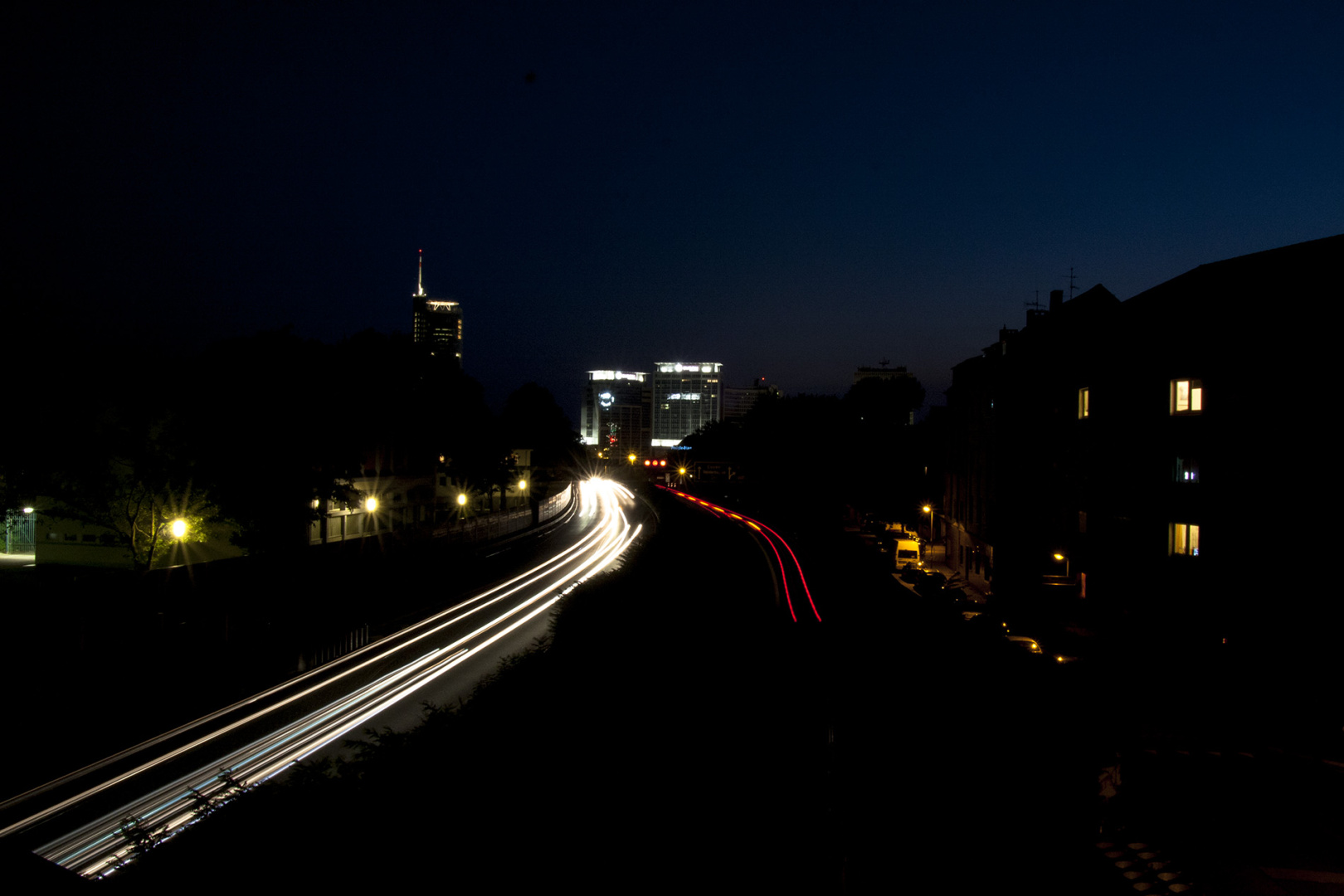 A40 Essen at night A40 Essen at night