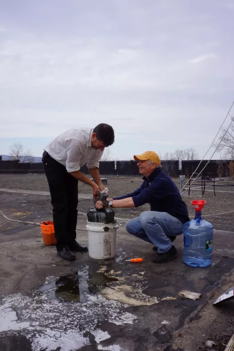 Preping the biogas system with duck shit