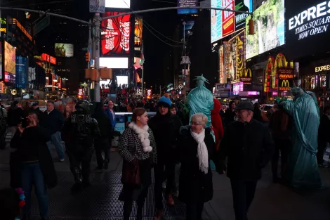 NY times square - where the time is (where the live is)