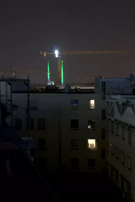 A crane working on the new "Grüne Mittel" quarter in Essen, Germany