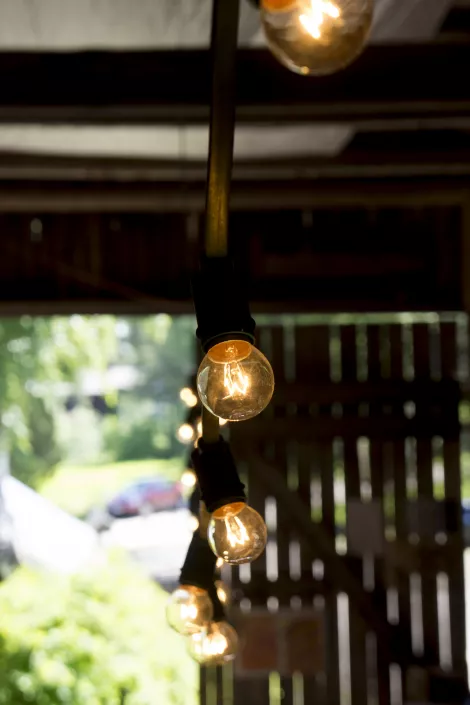 Lights a barn