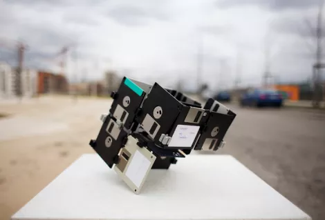 Dube, Floppy Disc sculpture by Dominik Jais