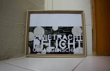 Pflicht by Dominik Jais - an artwork about the Snowden incident